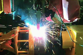 激光视觉焊缝跟踪图像处理与焊缝识别